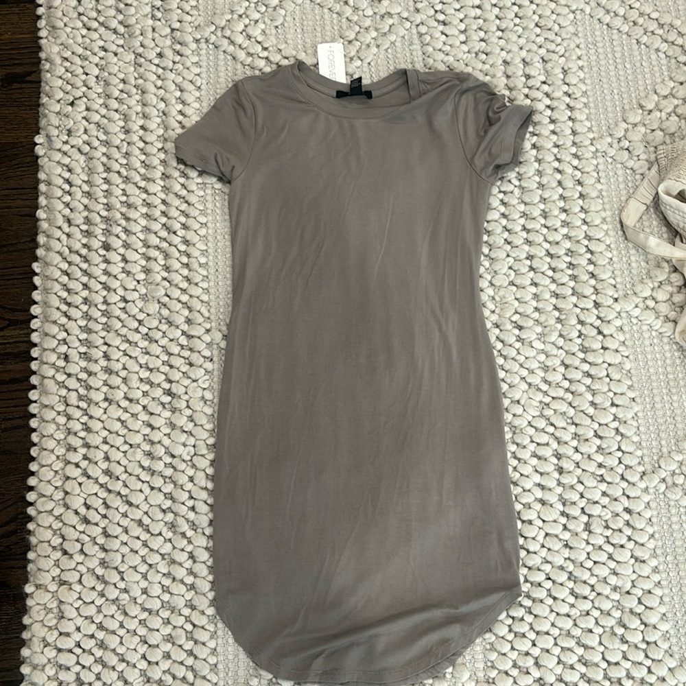 Forever 21 T-Shirt Dress S NWT